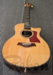 40 size acoustic guitar