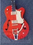 Hollowbody electric guitar
