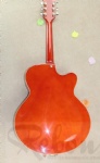 Hollowbody electric guitar